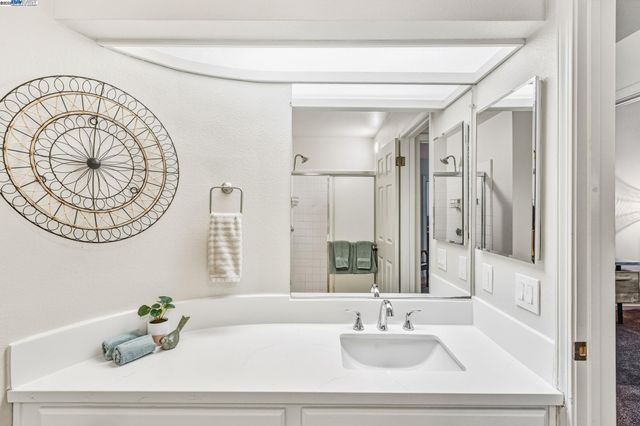 974 Clinton Pl, Pleasanton, CA 94566