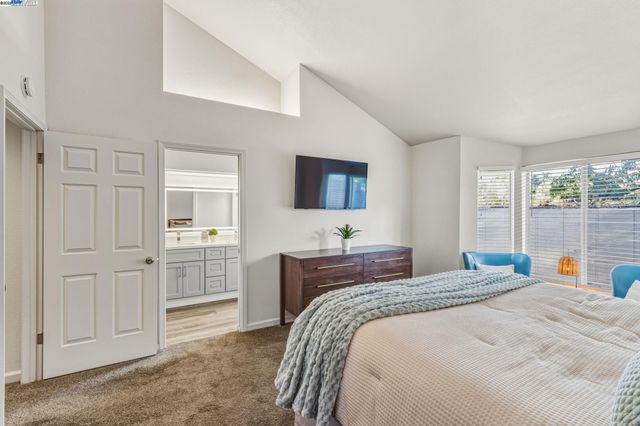 974 Clinton Pl, Pleasanton, CA 94566