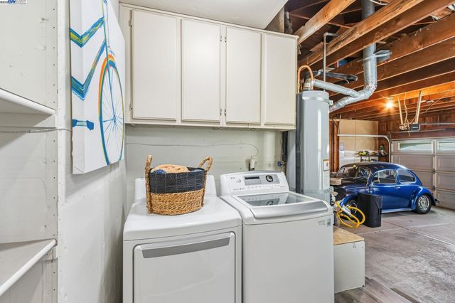 974 Clinton Pl, Pleasanton, CA 94566