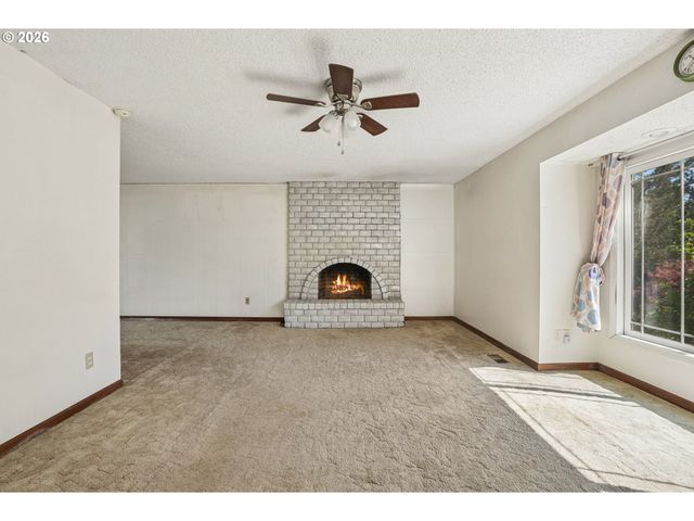 1453 Se 29TH Ct, Troutdale, OR 97060