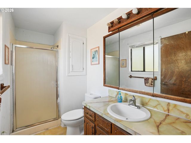1453 Se 29TH Ct, Troutdale, OR 97060