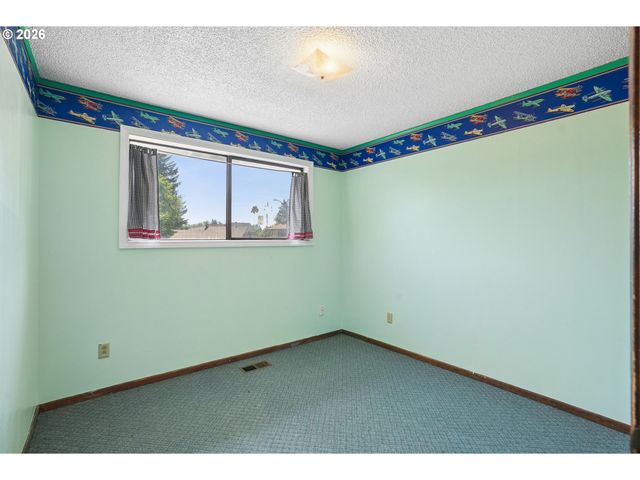 1453 Se 29TH Ct, Troutdale, OR 97060