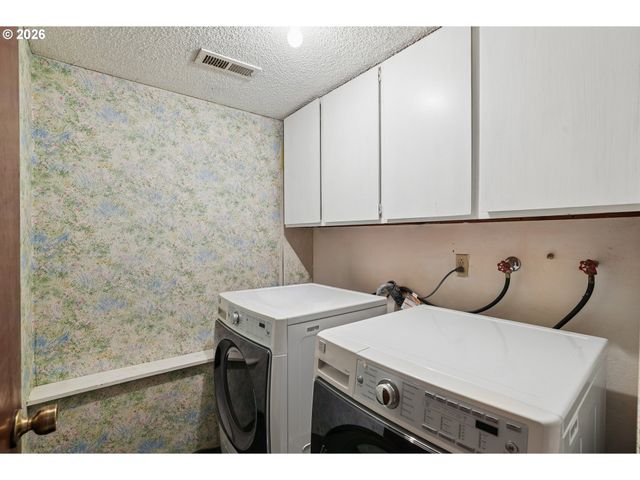 1453 Se 29TH Ct, Troutdale, OR 97060