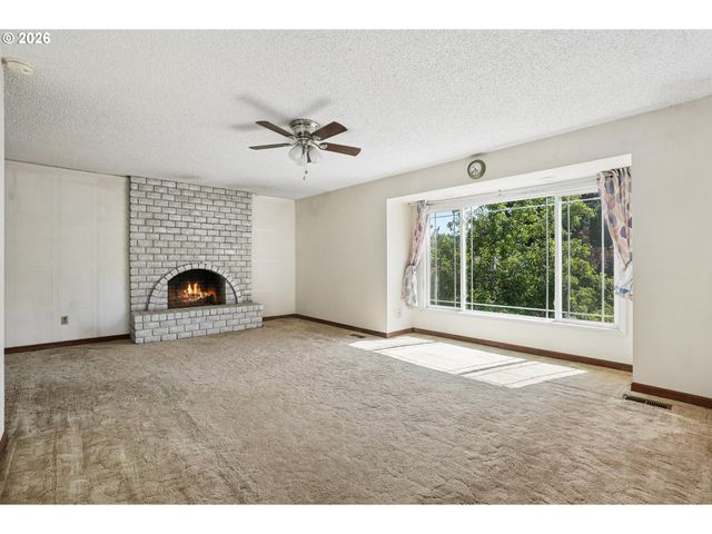 1453 Se 29TH Ct, Troutdale, OR 97060