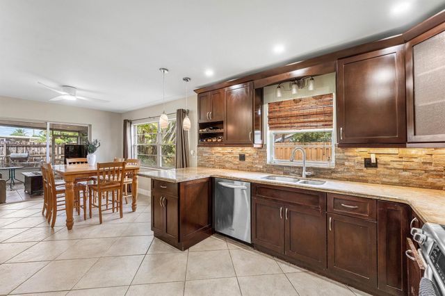 3753 Barkis Avenue, Boynton Beach, FL 33436