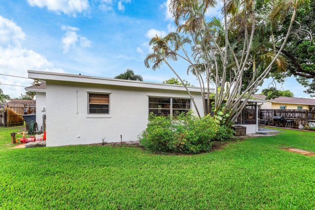 3753 Barkis Avenue, Boynton Beach, FL 33436