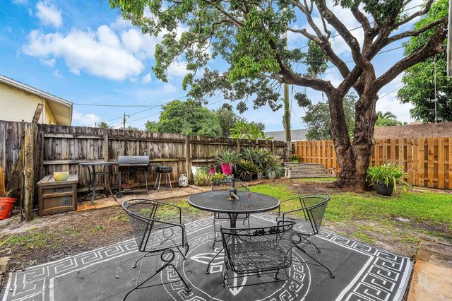 3753 Barkis Avenue, Boynton Beach, FL 33436