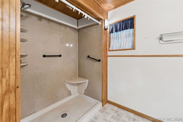 212 S Indianola Street, Pryor, OK 74361