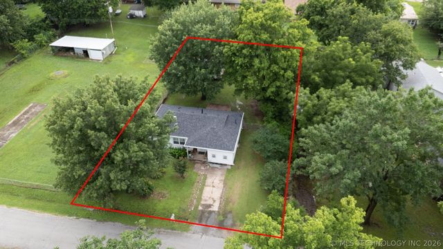 212 S Indianola Street, Pryor, OK 74361