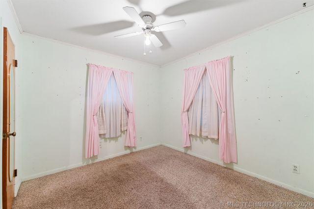 212 S Indianola Street, Pryor, OK 74361