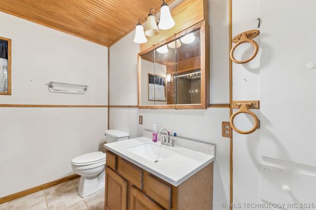 212 S Indianola Street, Pryor, OK 74361