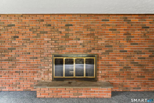 6 Sunrise Road, Danbury, CT 06810