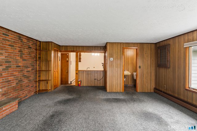 6 Sunrise Road, Danbury, CT 06810