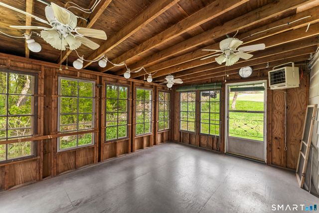 6 Sunrise Road, Danbury, CT 06810