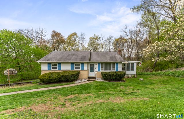 6 Sunrise Road, Danbury, CT 06810