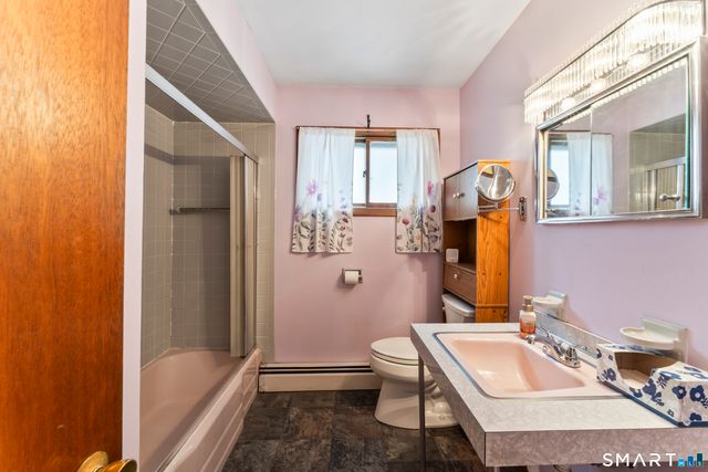 6 Sunrise Road, Danbury, CT 06810