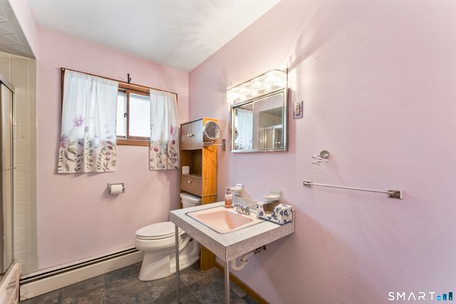 6 Sunrise Road, Danbury, CT 06810