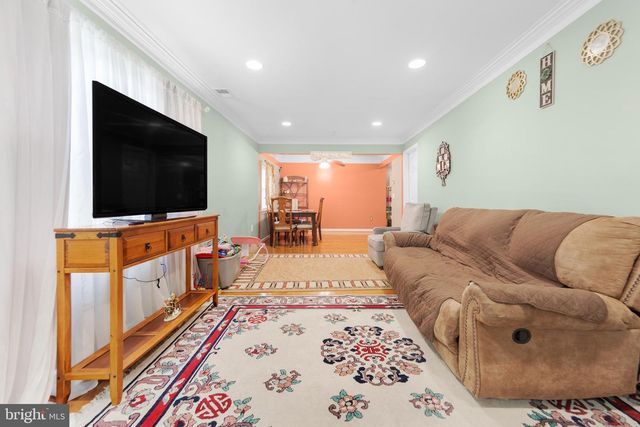 8616 MYRTLE AVE, Bowie, MD 20715