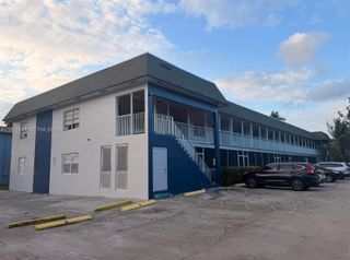 2905 Pierce Street 17, Hollywood, FL 33020