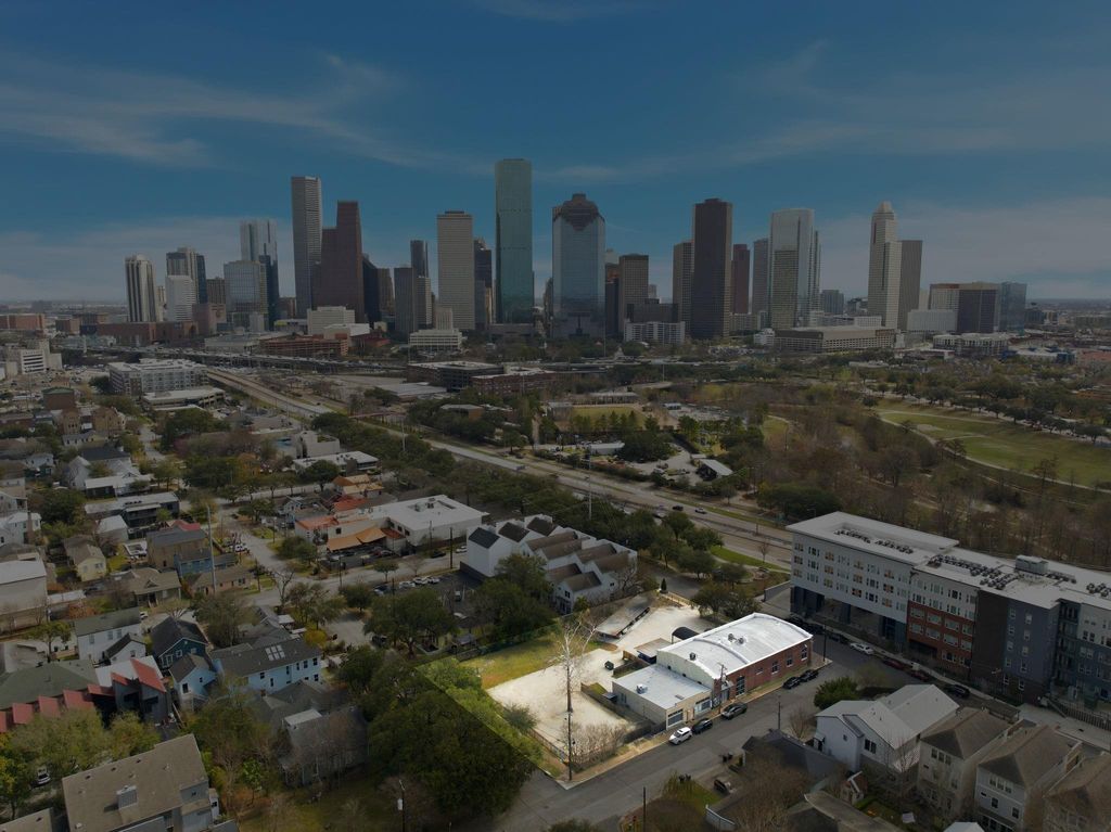 2019 State Street, Houston, TX 77007