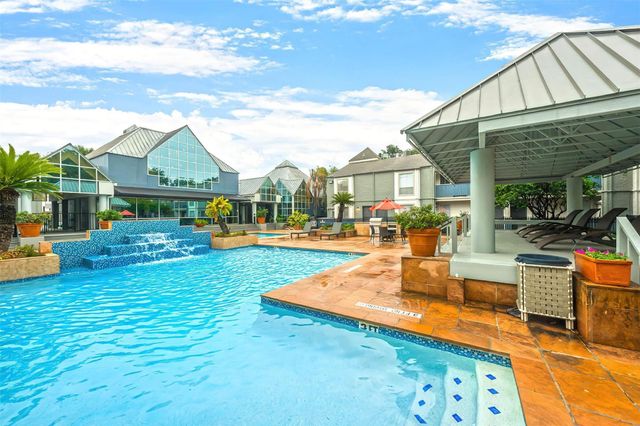 8162 Richmond Avenue 1809, Houston, TX 77063