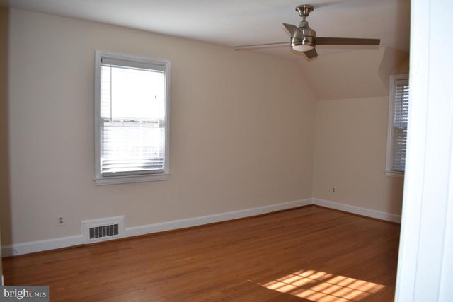 7205 CLARENDON RD, Bethesda, MD 20814