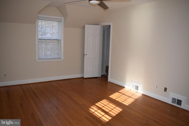 7205 CLARENDON RD, Bethesda, MD 20814