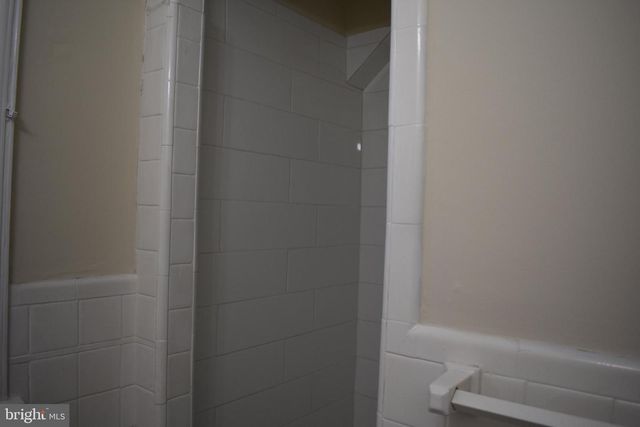 7205 CLARENDON RD, Bethesda, MD 20814