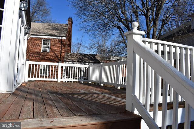 7205 CLARENDON RD, Bethesda, MD 20814