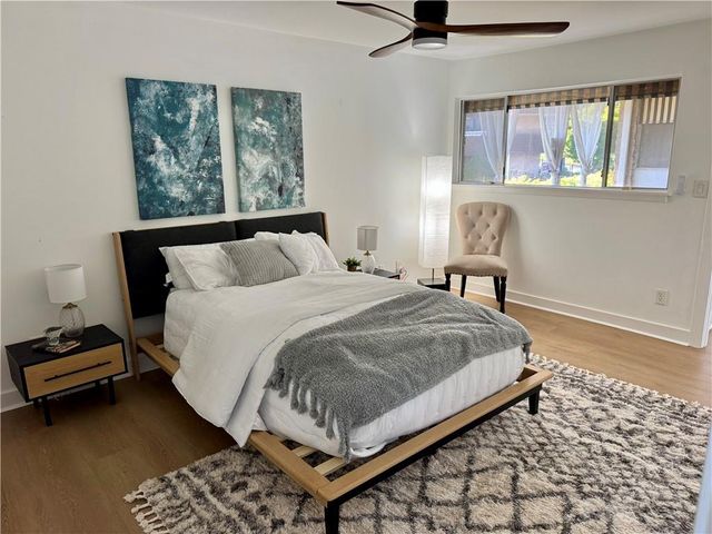 346 Carpenter Drive 17, Atlanta, GA 30328
