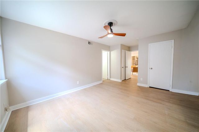 346 Carpenter Drive 17, Atlanta, GA 30328