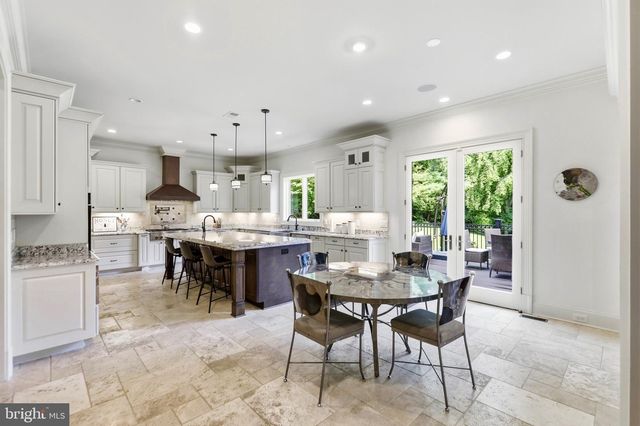 936 KIMBERWICKE RD, Mclean, VA 22102