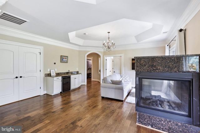 936 KIMBERWICKE RD, Mclean, VA 22102