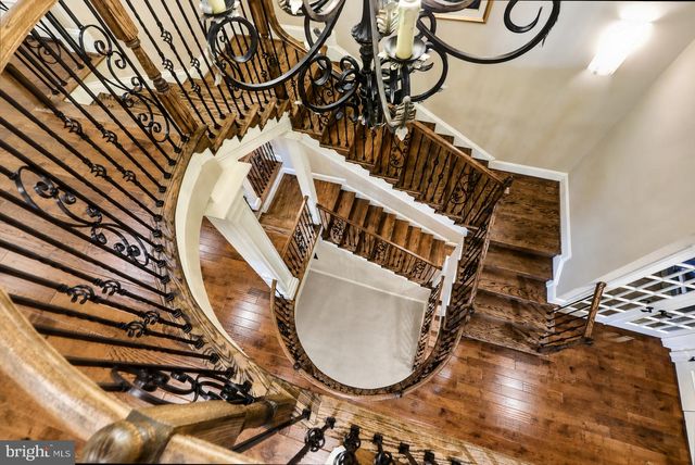 936 KIMBERWICKE RD, Mclean, VA 22102