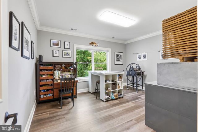 936 KIMBERWICKE RD, Mclean, VA 22102