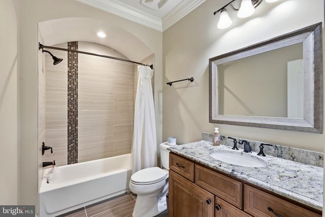 936 KIMBERWICKE RD, Mclean, VA 22102