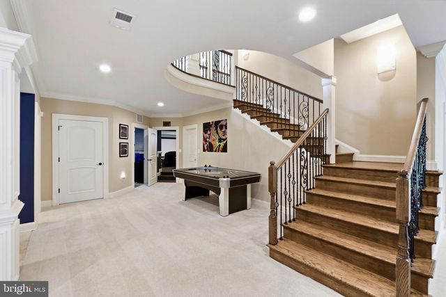 936 KIMBERWICKE RD, Mclean, VA 22102
