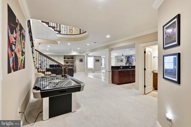 936 KIMBERWICKE RD, Mclean, VA 22102