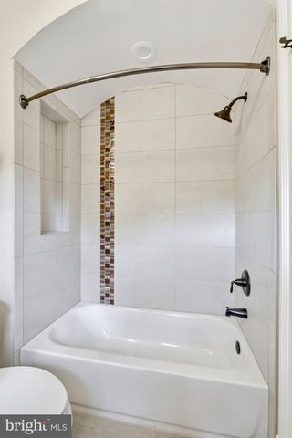 936 KIMBERWICKE RD, Mclean, VA 22102