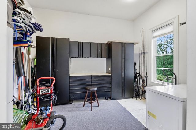 936 KIMBERWICKE RD, Mclean, VA 22102