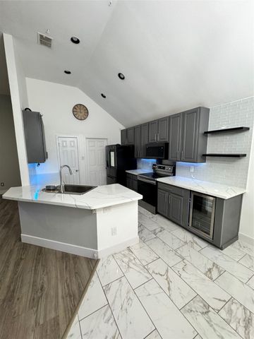 7005 Deer Ridge Drive, Fort Worth, TX 76137