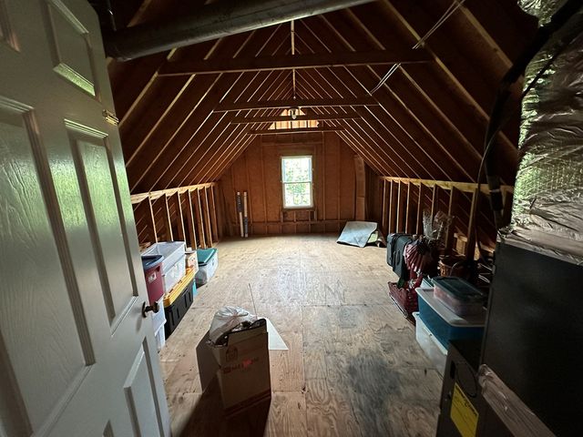 1205 Barkridge Cir, Hopkinsville, KY 42240