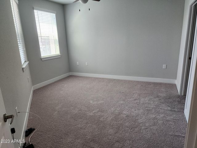 7460 N Zanjero Boulevard B3, Glendale, AZ 85305