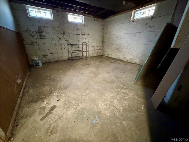 3403 Rust Avenue, Saginaw, MI 48601