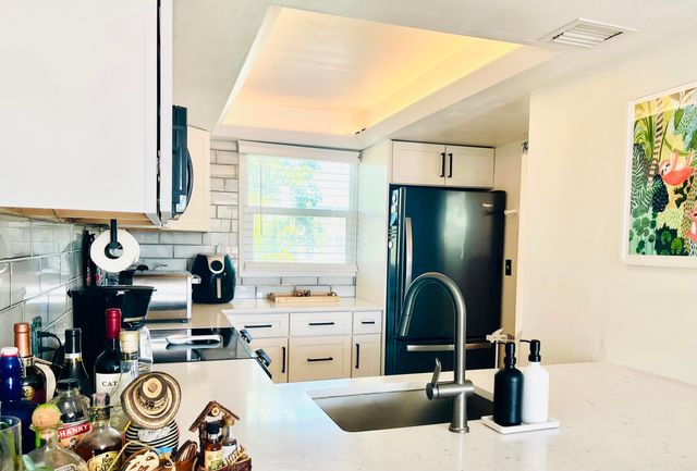 111 Royal Park Drive 3e, Oakland Park, FL 33309