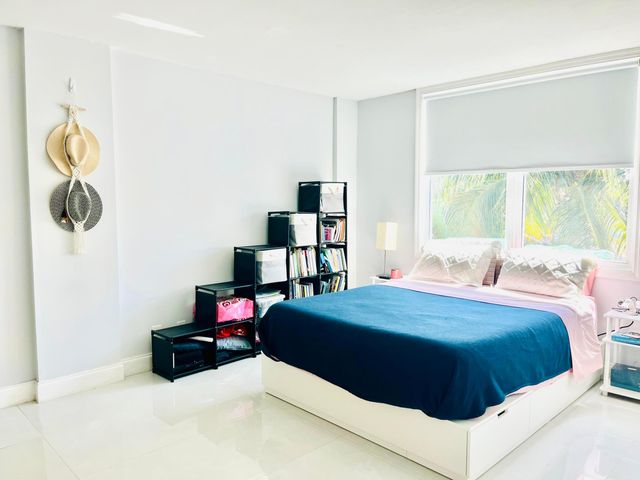 111 Royal Park Drive 3e, Oakland Park, FL 33309