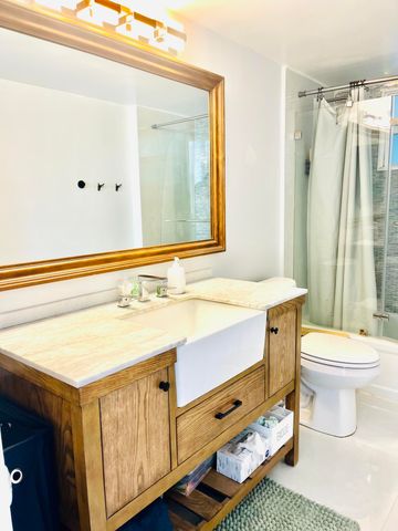 111 Royal Park Drive 3e, Oakland Park, FL 33309