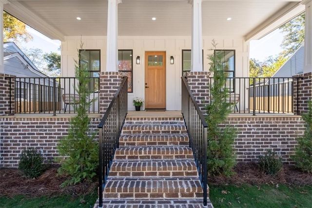 247 Greenwood Circle, Decatur, GA 30030