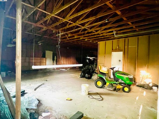 135 Tucker Ave, Oroville, CA 95966