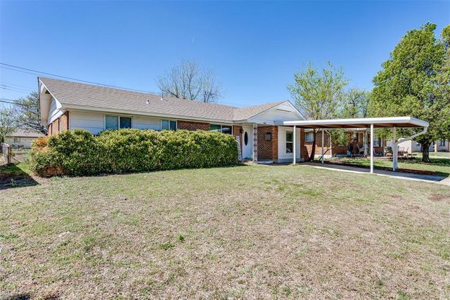 219 S Bristow Avenue, Moore, OK 73160